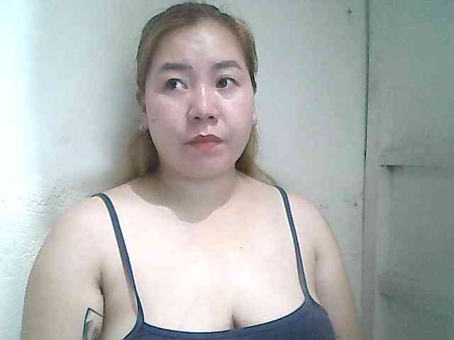 Hotboobies19 webcam