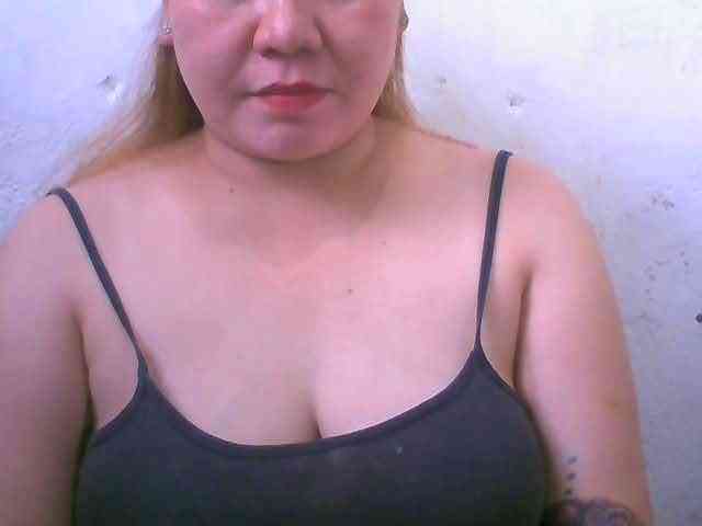 Hotboobies19 Hotboobies19