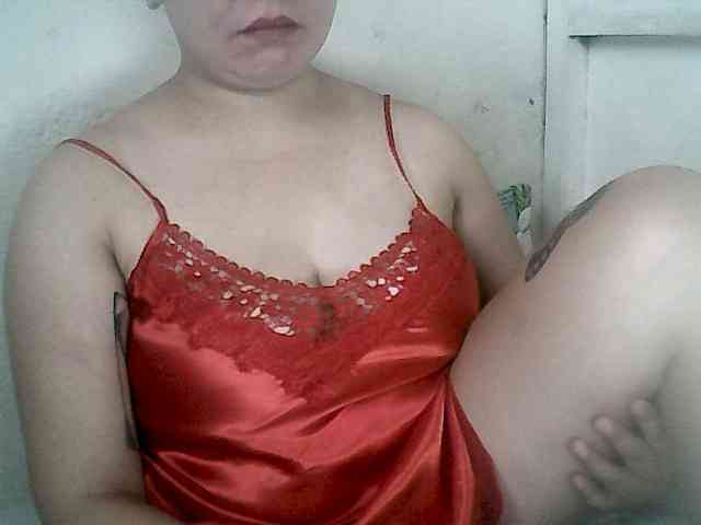 Hotboobies19 webcam