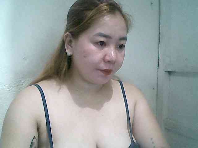 Hotboobies19 webcam