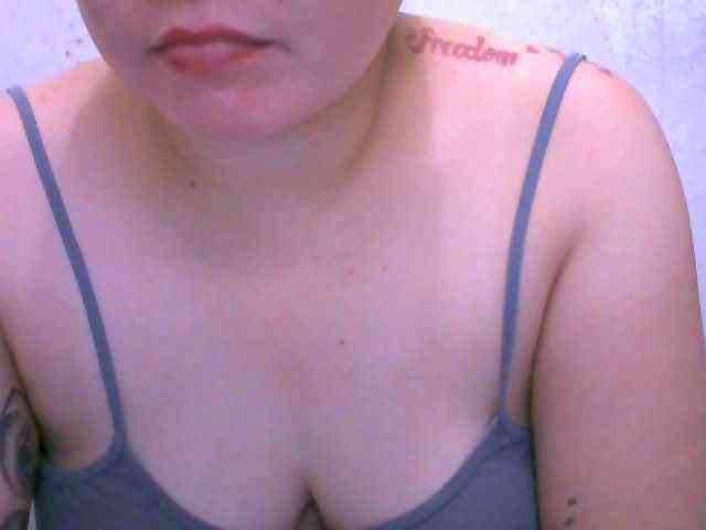 Hotboobies19 Hotboobies19