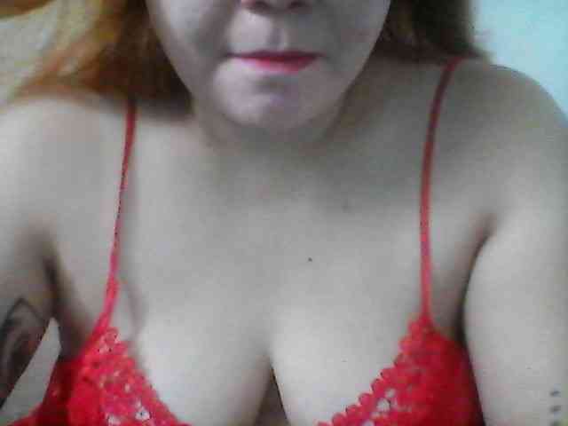 Hotboobies19 webcam