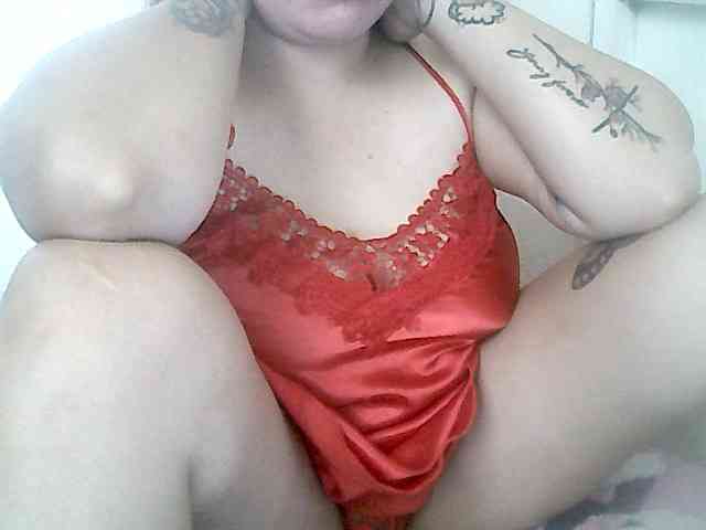 Hotboobies19 webcam