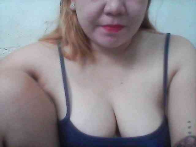 Hotboobies19 webcam