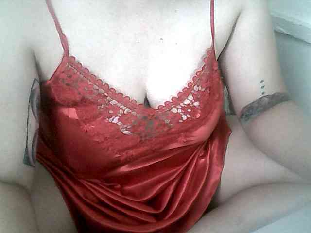 Hotboobies19 webcam