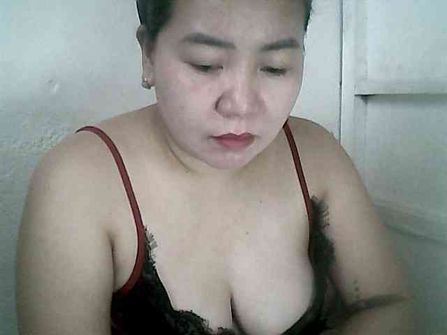 Hotboobies19 webcam