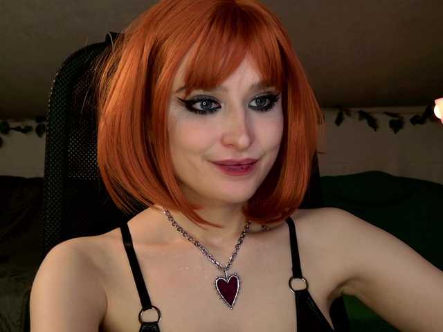 lunelucy's BongaCams show and profile