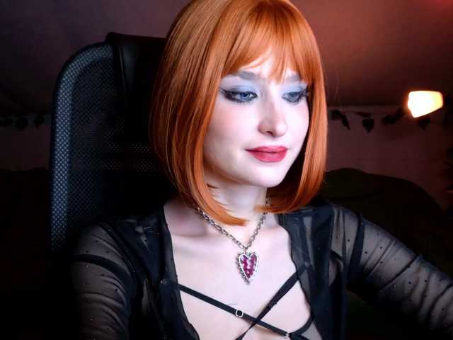 lunelucy's BongaCams show and profile