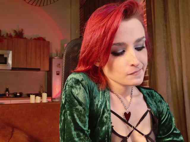lunelucy Live Webcam on BongaCams
