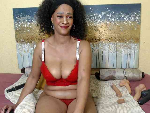 PrettyBoobsXX webcam
