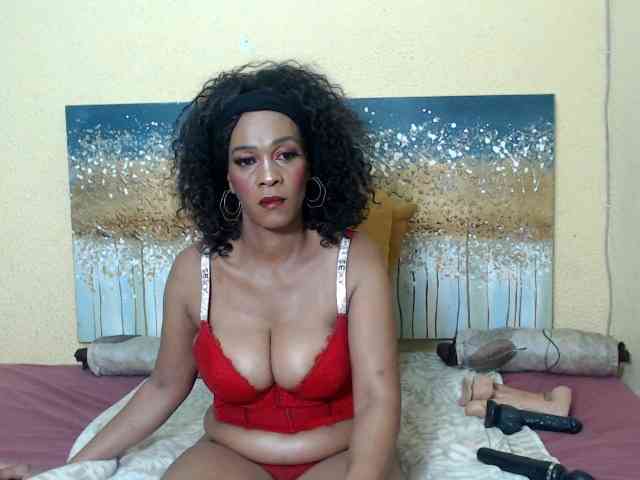 PrettyBoobsXX webcam