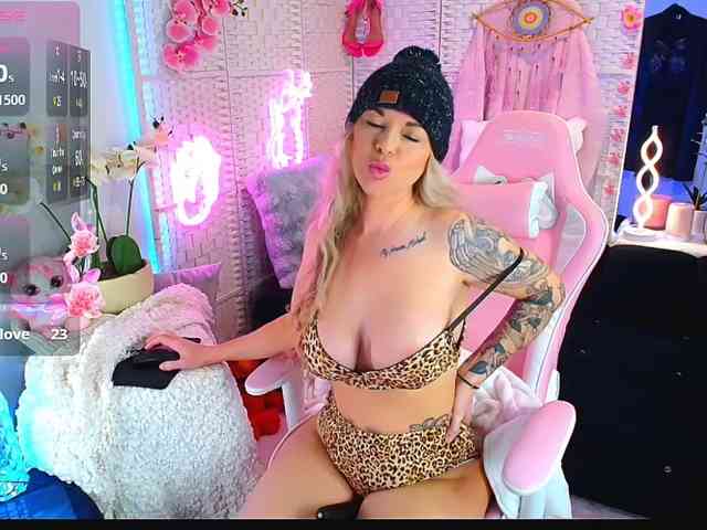 EllieKarrX webcam