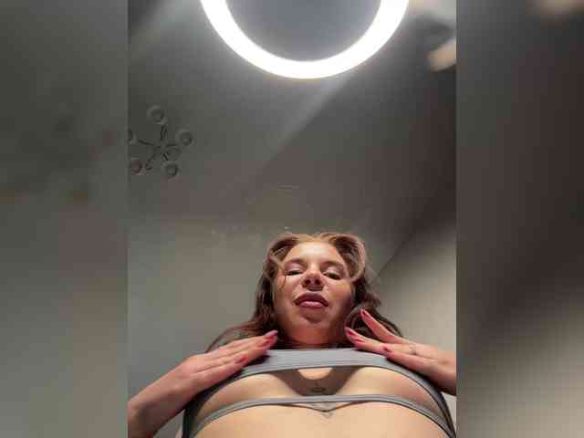 Lady-shy webcam