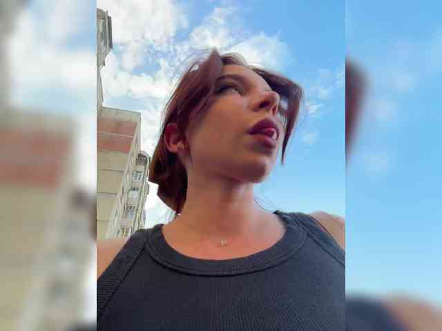 Lady-shy webcam