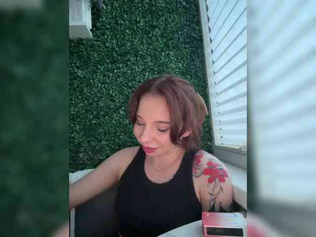 Lady-shy webcam