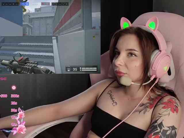 Lady-shy webcam