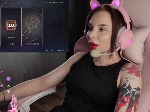 Lady-shy webcam