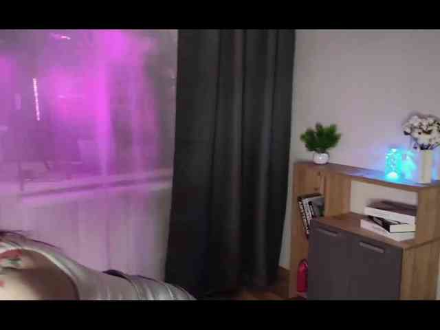 Lady-shy webcam
