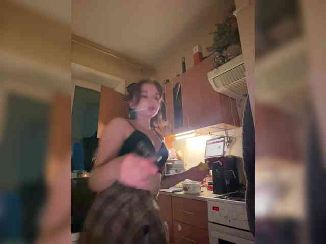 Lady-shy webcam