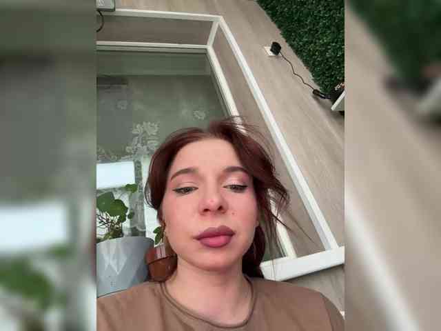 Lady-shy webcam