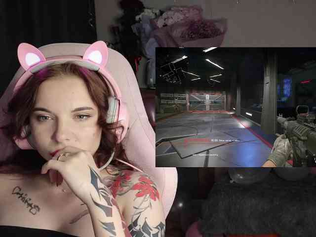 Lady-shy webcam