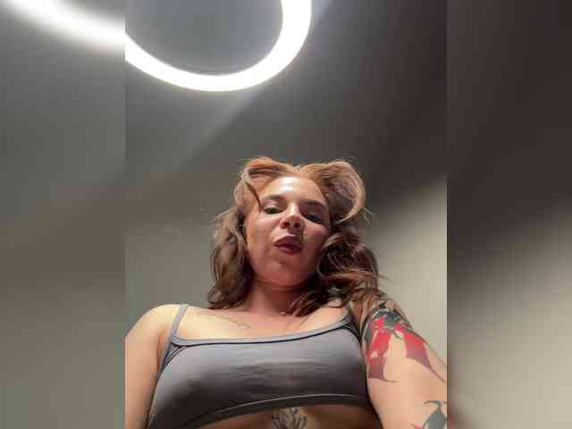 Lady-shy webcam
