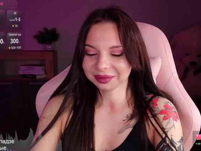Lady-shy webcam