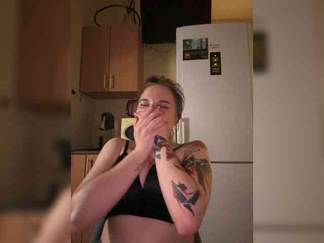 Lady-shy webcam