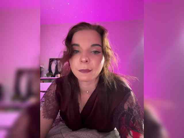Lady-shy webcam