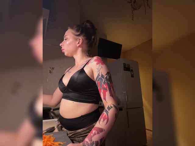 Lady-shy webcam