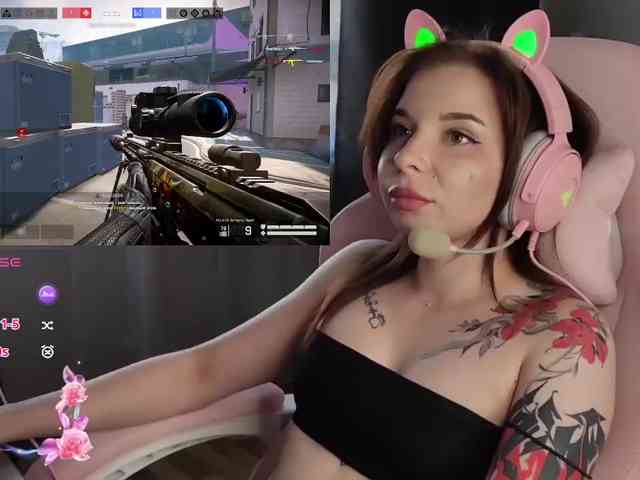Lady-shy webcam