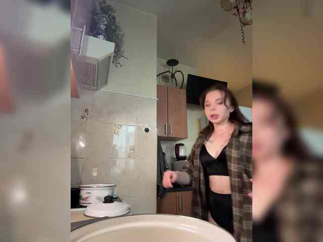 Lady-shy webcam