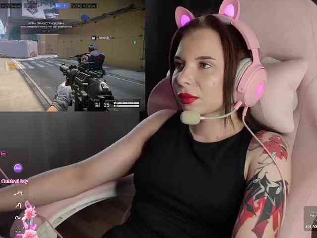 Lady-shy webcam