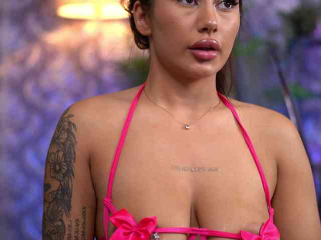BabyUnholly Live Webcam on BongaCams