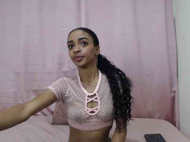 Catalina-Rose webcam