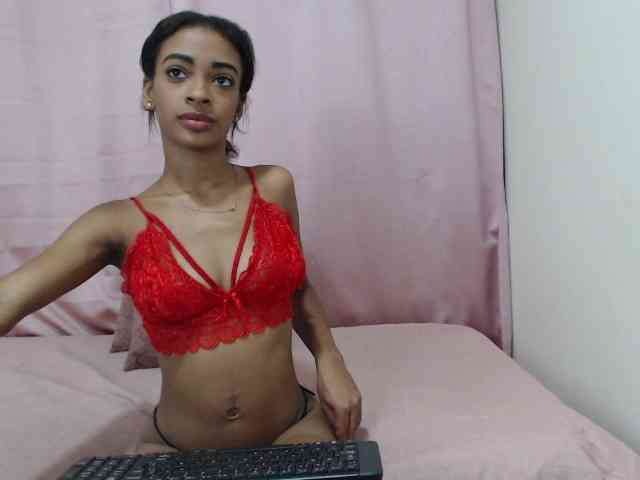 Catalina-Rose webcam