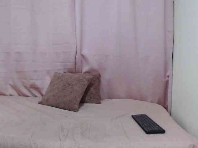 Catalina-Rose webcam