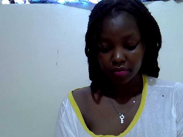 Sweetpie51's BongaCams show and profile