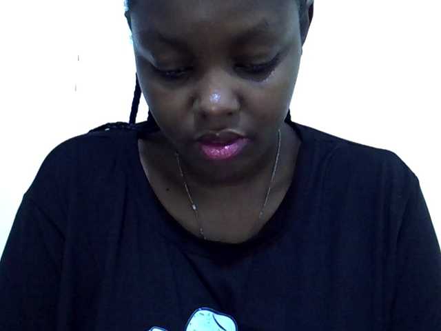 Sweetpie51's BongaCams show and profile