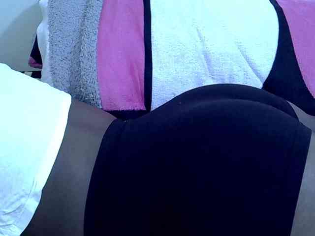 Sweetpie51 webcam