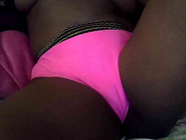 Sweetpie51 webcam