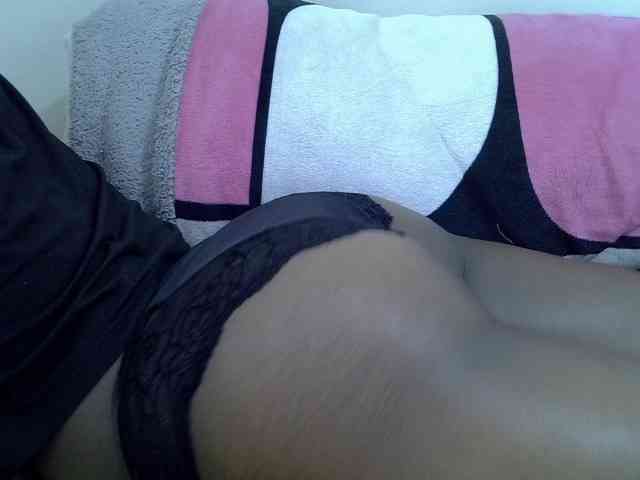 Sweetpie51 webcam