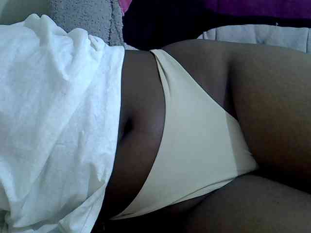 Sweetpie51 webcam