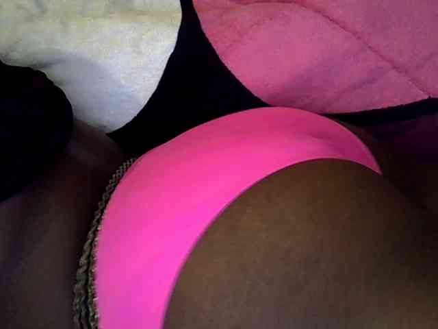 Sweetpie51 webcam