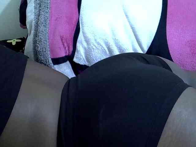 Sweetpie51 webcam
