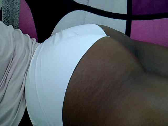 Sweetpie51 webcam