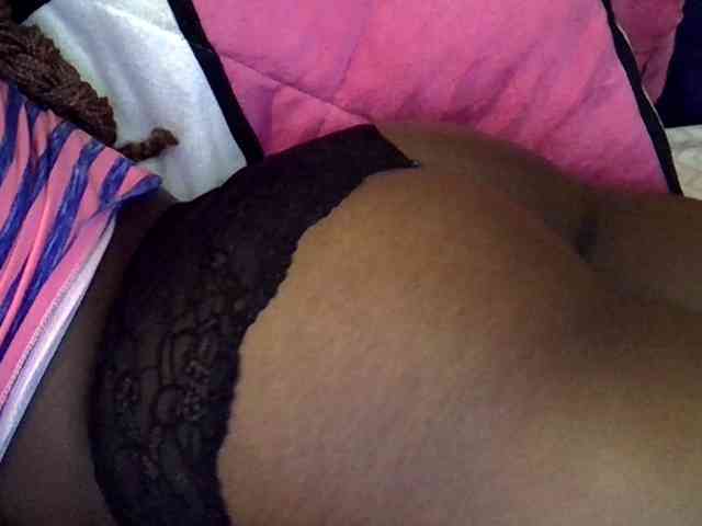 Sweetpie51 webcam