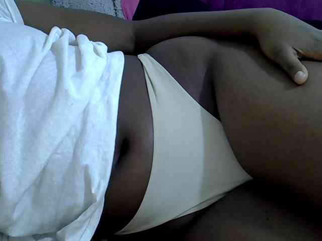 Sweetpie51 webcam