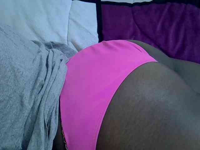 Sweetpie51 webcam