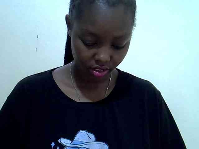 Sweetpie51 Live Webcam on BongaCams